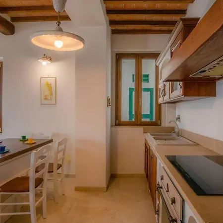 Porticciolo ريو مارينا