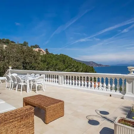 Villa Porticciolo Rio Marina