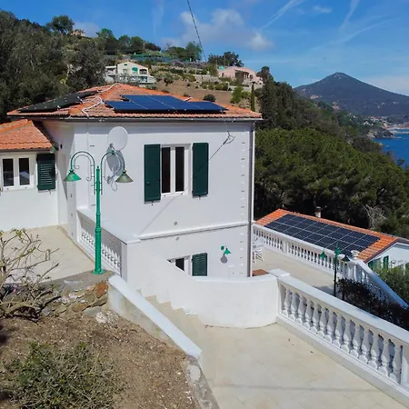 Porticciolo Villa