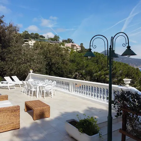 Porticciolo Villa *
